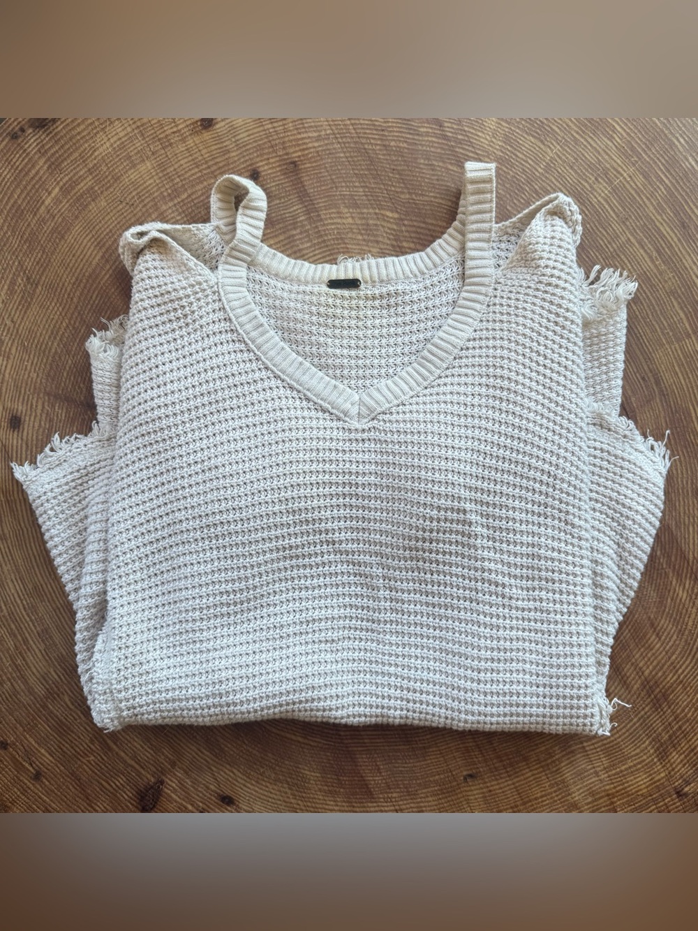Free People Women's Cream V-Neck Waffle Knit Sweater - Size Medium